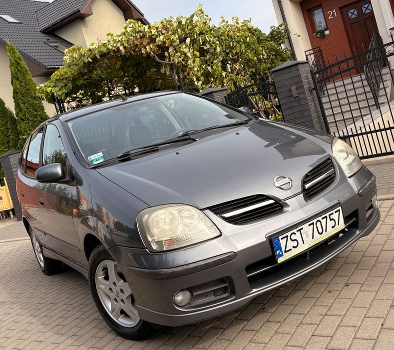 Nissan Almera Tino Benzyna/Serwis/Navi/Klima/Stoliki/Elektryka
