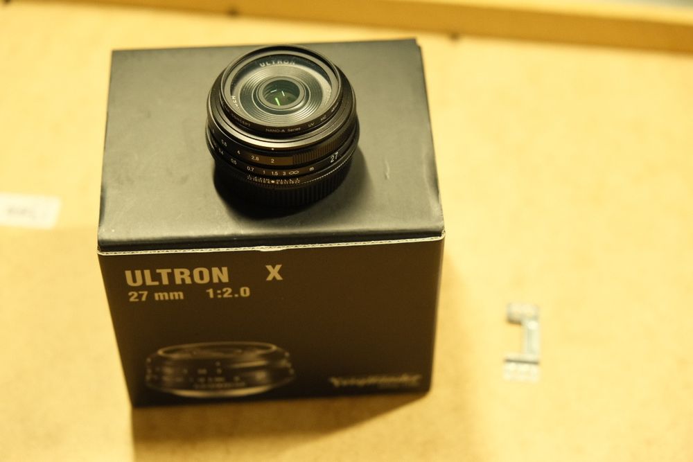 Voigtlander Ultron 27mm f/2 Fuji