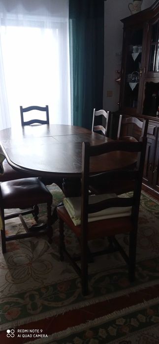 Móvel de sala + mesa 6 cadeiras