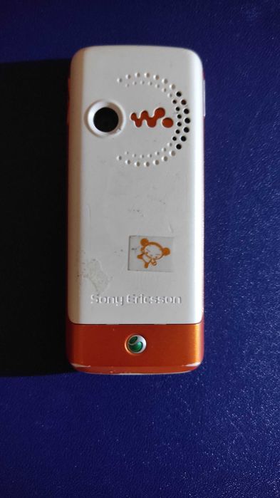 Sony Ericsson W200i Walkman