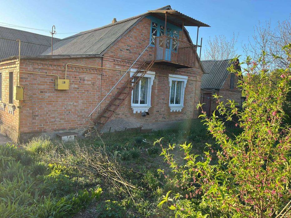 Продаж будинку з ділянкою на 13 соток, 56.5 кв. м, смт. Турбів