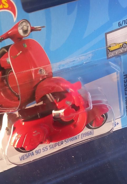 Vespa hot wheels