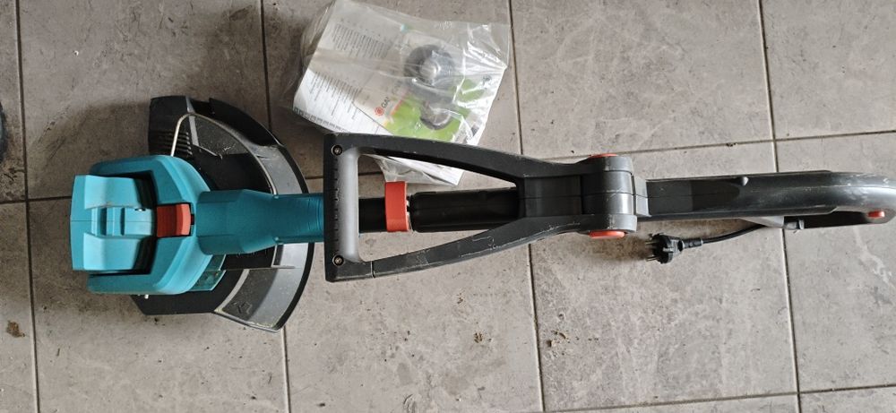 Podkaszarka Gardena  EasyCut 400