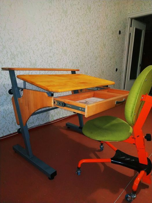 Школьная парта трансформер+стул