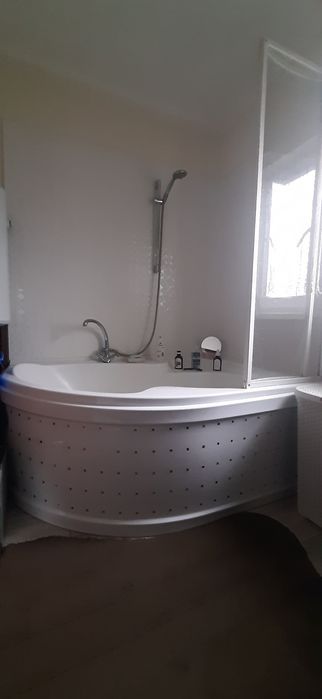 Ванна Ravak з душовою заслонкою змішувач і стійка з шлангом бу