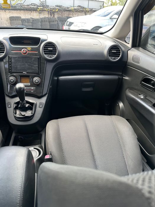 Продам  Kia Carens 2010 рік можлива розстрочка, кредит, обмін!