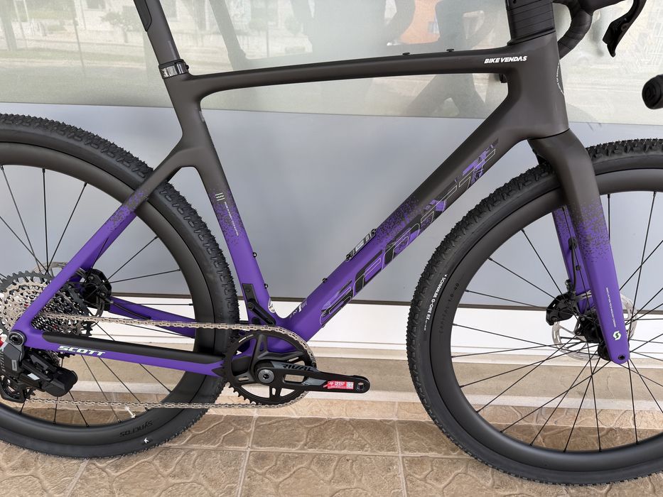 Bicicleta Scott Addict Gravel 13v - Rodas carbono