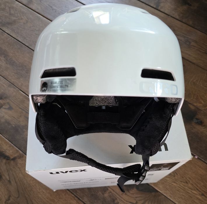 Kask narciarski dziecięcy Giro rozmiar XS 49-52 cm.