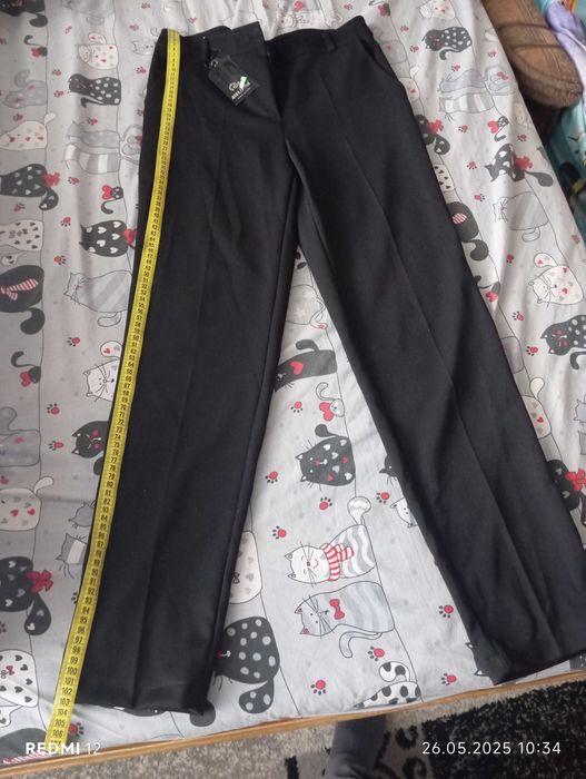 Класичні штани жіночі