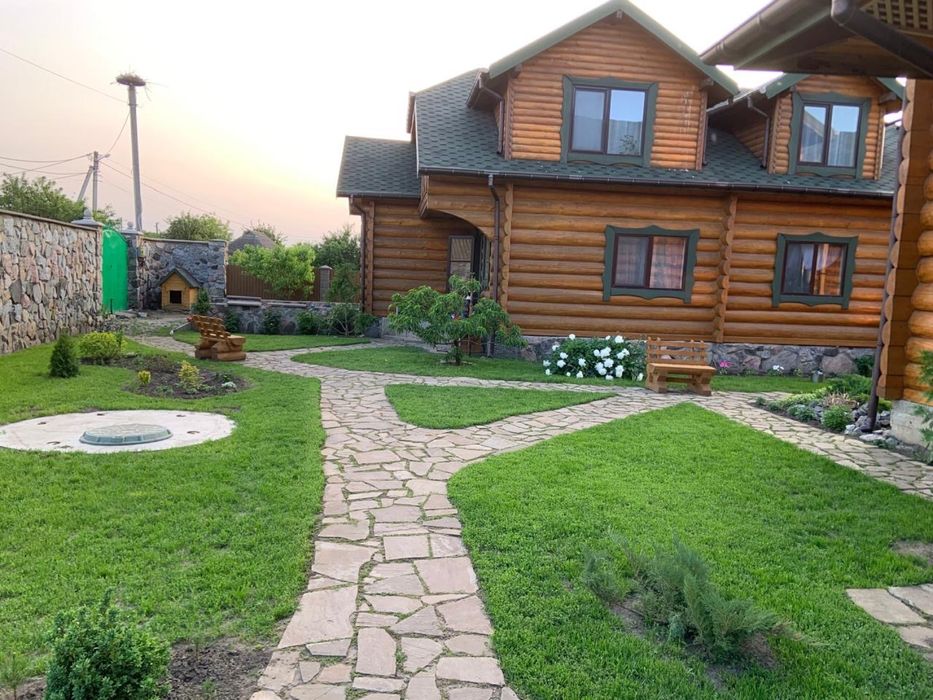 Продам комплекс деревʼяних  будинків в м. Миргород