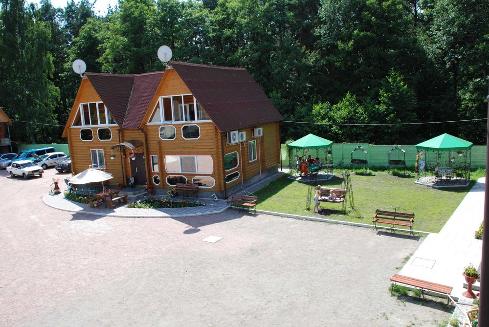 Продаж бази відпочинку"ГАЛИЦЬКИЙ ДВІР" Світязь,Шацькі озера