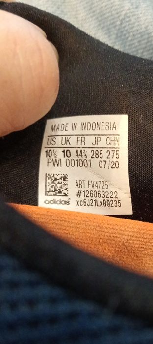 Buty Adidas  FV4725