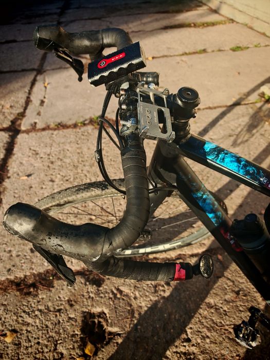 Rower Gravel Cube nuroad pro fe SHIMANO 105 rozmiar 56