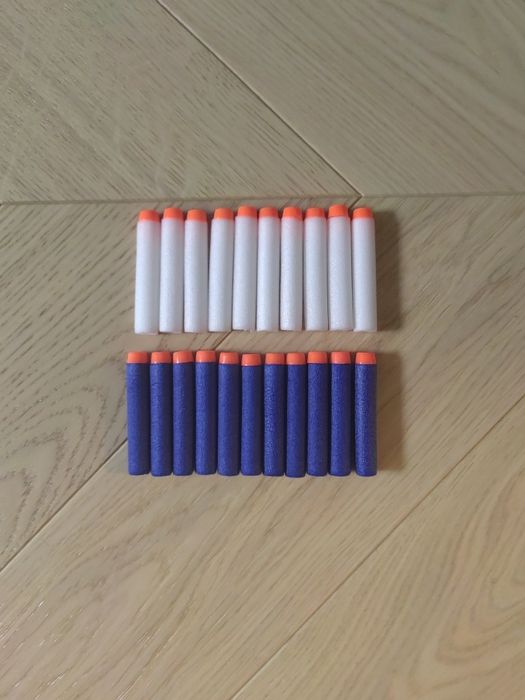 Zestaw pistoletów Nerf (karabin i pistolet +dodatki)