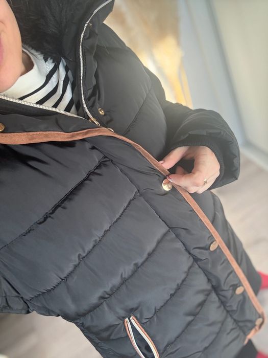 Czarna kurtka zimowa rozmiar M/L