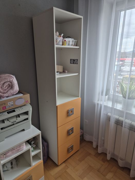 Zestaw mebli do  pokoju dziecka