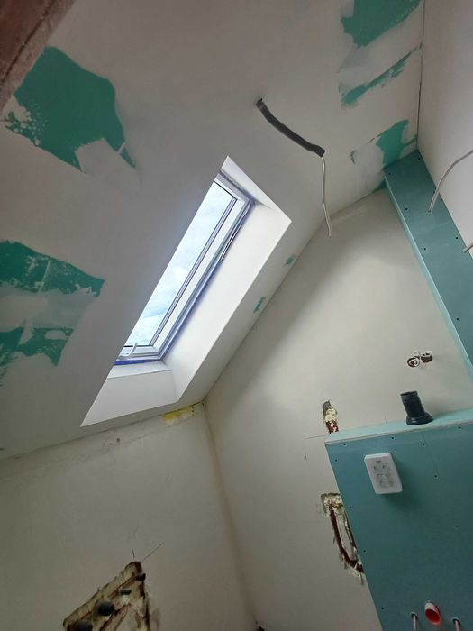 Wykończenia Wnętrz i Remonty•Szybka, darmowa wycena•Sprawna realizacja