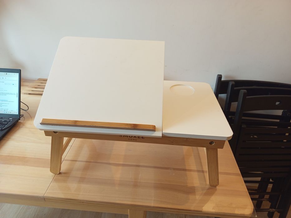 Stolik na laptopa/śniadaniowy