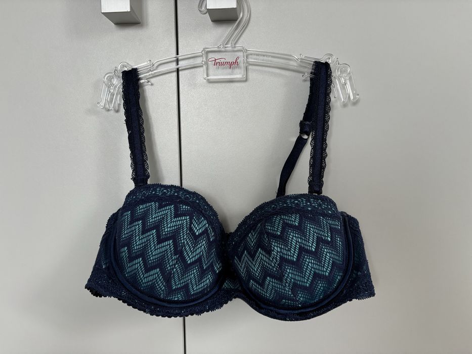 Biustonosz 75B atmosphere