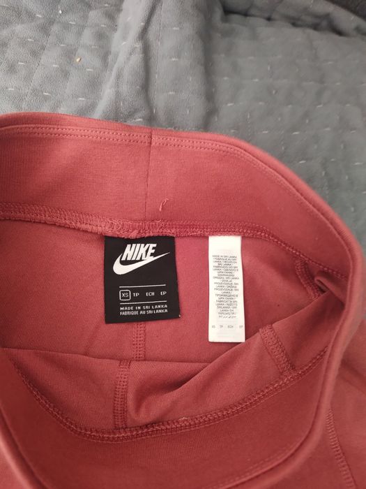 Leginsy Nike Air