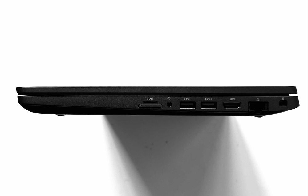 Dell Precision 3541, FHD, ips, Ram 16Gb, New SSD m2 NVMe 512GB
