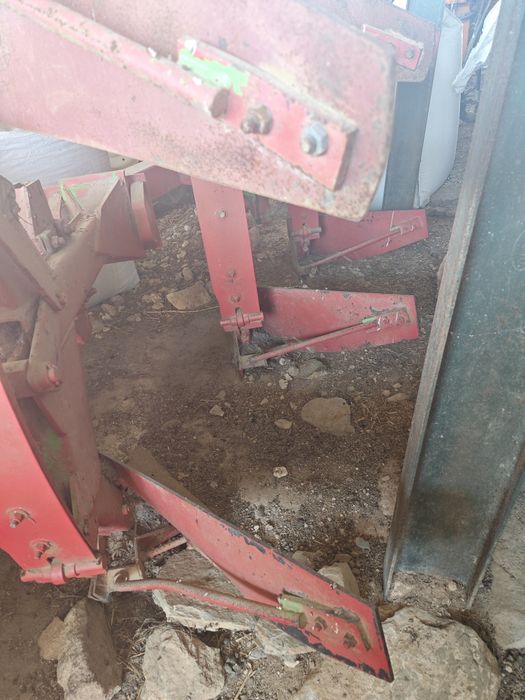 Vendo charrua em bom estado