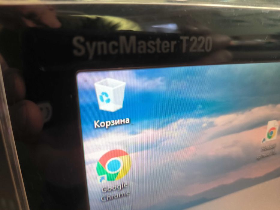 Монитор Samsung T220 , 22дюйма