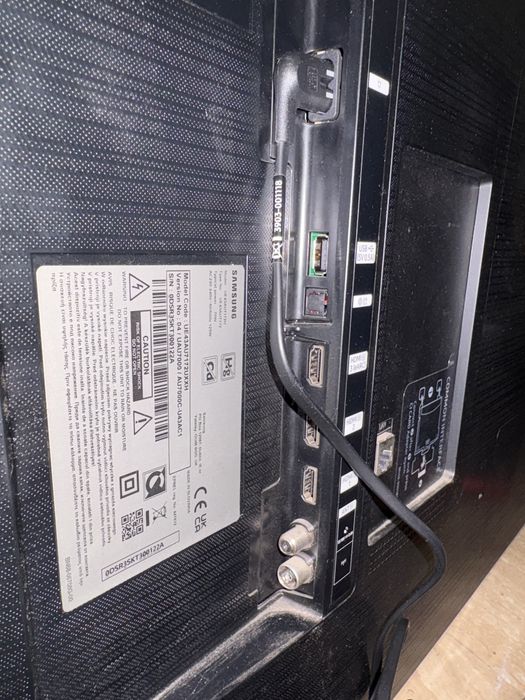 Telewizor Samsung ue43au7172u opis