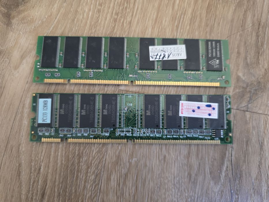 Zestaw platforma Athlon XP 2000+ 256MB Yang AN YA-4