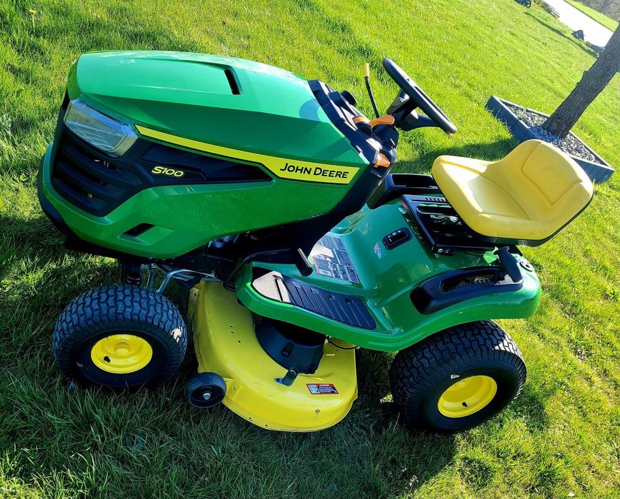 Traktorek Kosiarka John Deere S100