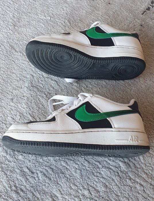 Nike Air Force 1     35