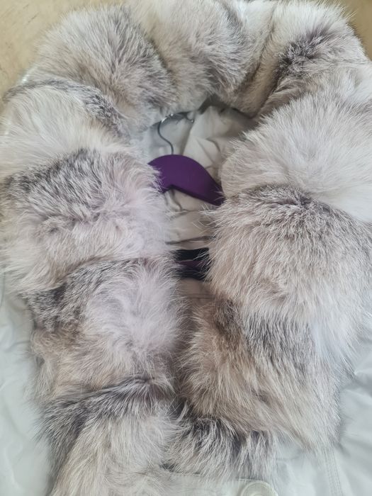 Женский пуховик с мехом