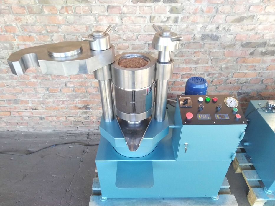 Маслопрес, маслобойня, олійниця 170тонн (сирого, холодного віджиму)