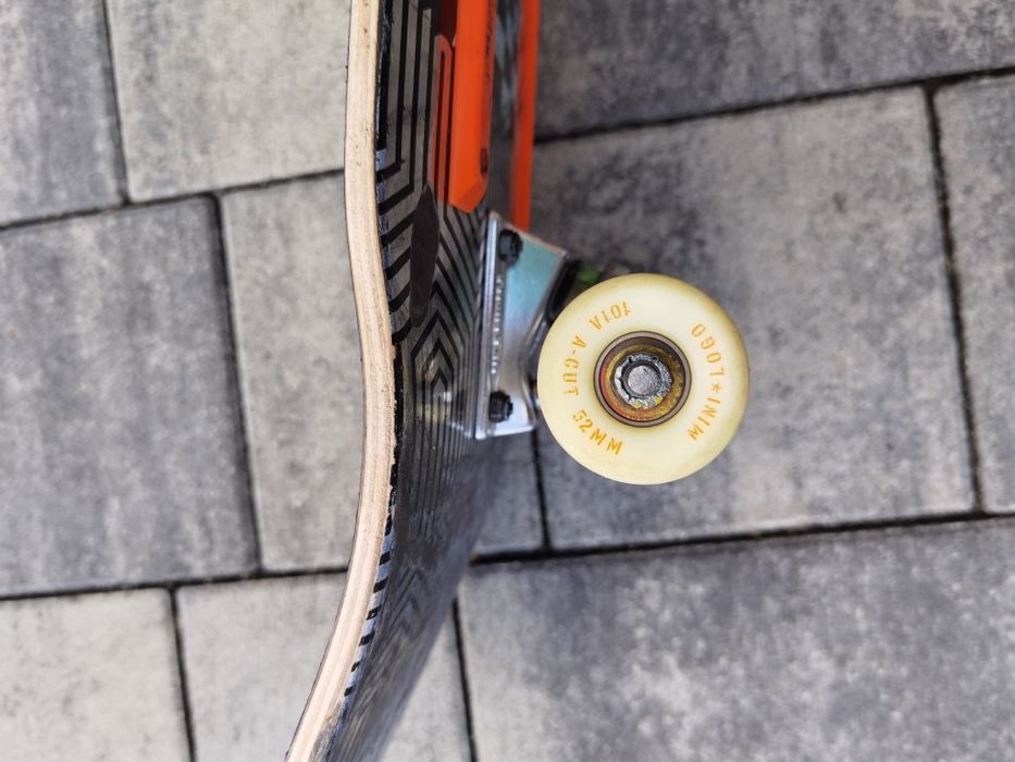 Deskorolka Jart thunder bronson 8.75 cruiser