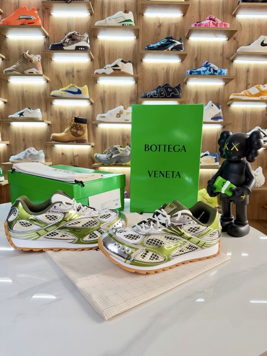Кросівки Bottega Veneta “Orbit” Light Green / Silver