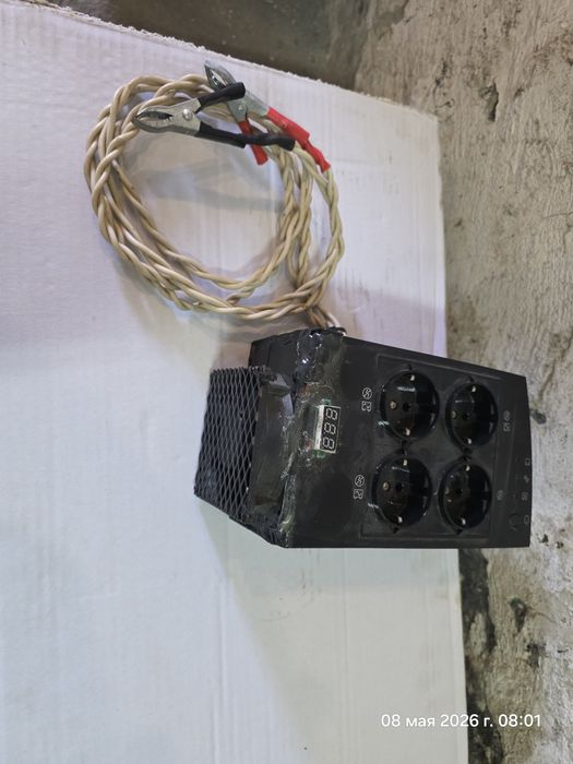 Продам инвертор 12- 220в 600w