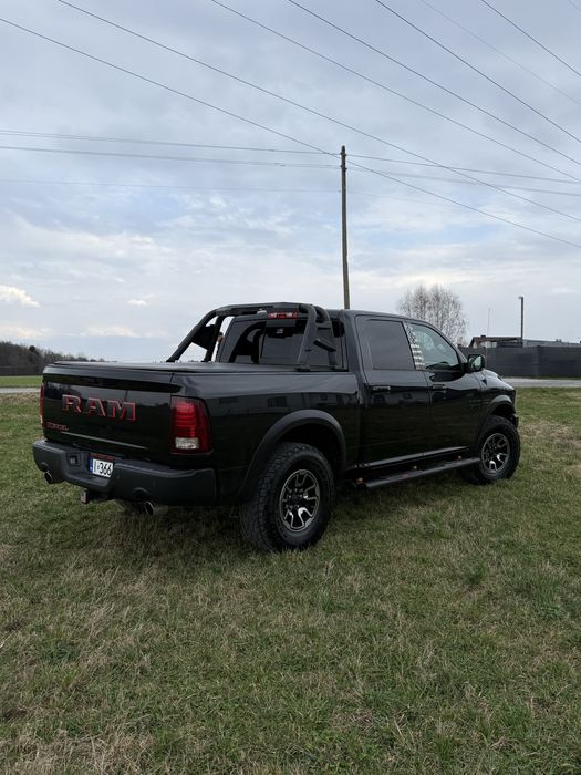 Dodge Ram Rebel 5.7 HEMI 2017R.