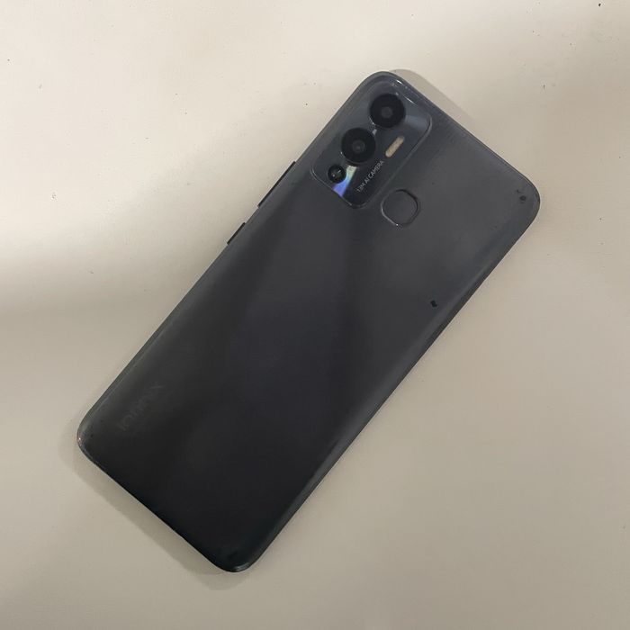 Смартфон infinix HOT 12 Play