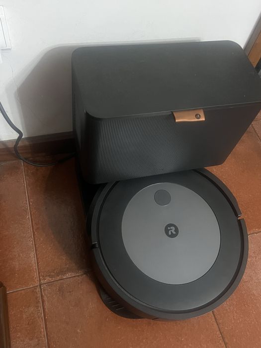Aspirador Robô IROBOT Roomba Combo J5+ MAX (2-em-1 - Grafite)