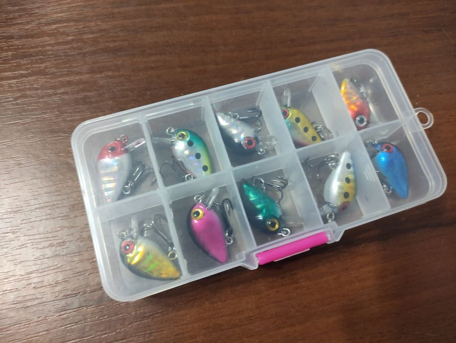 Воблери спінери вертушки приманки