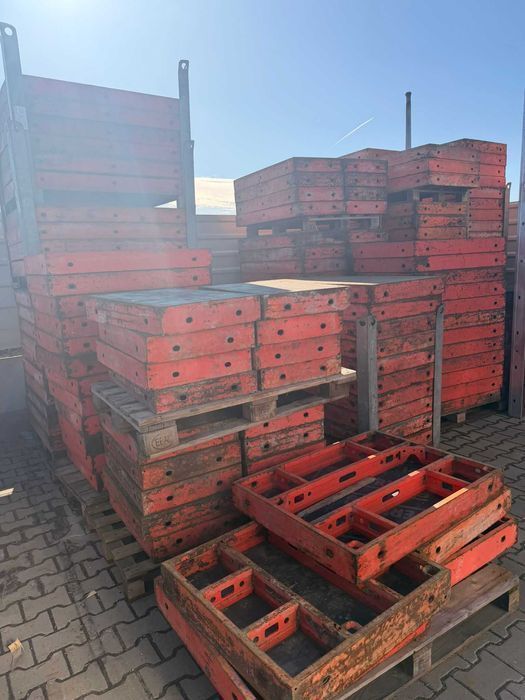 UŻYWANY PERI DOMINO zestaw fundamentowy 191,60 m² | dobry stan