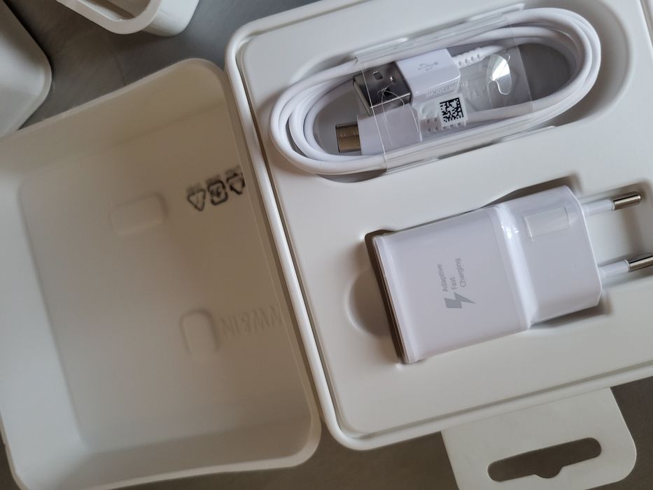 Блоки питания Samsung 5v2a /9v 1.67a