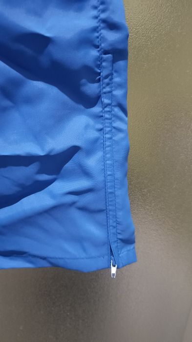 Adidas  Dziecięce spodnie sportowe z cienkiej tkaniny, Uniseks, 152 cm