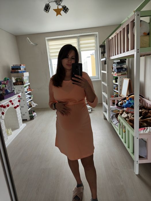 Плаття для вагітних та годуючих