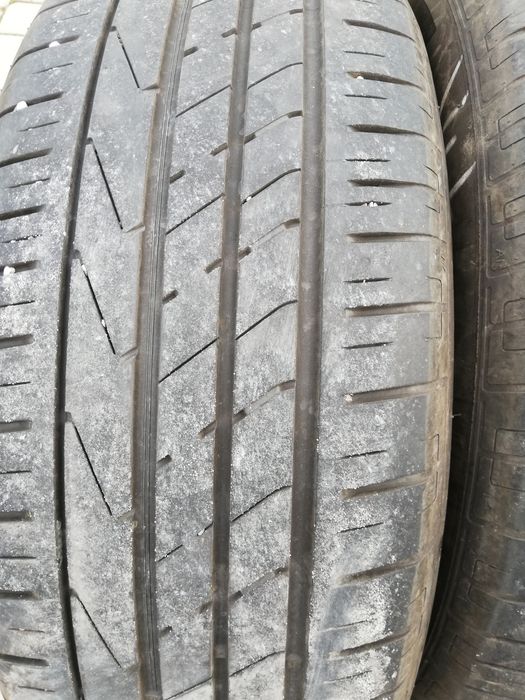 Hankook 235/60/18   80zł za 2szt