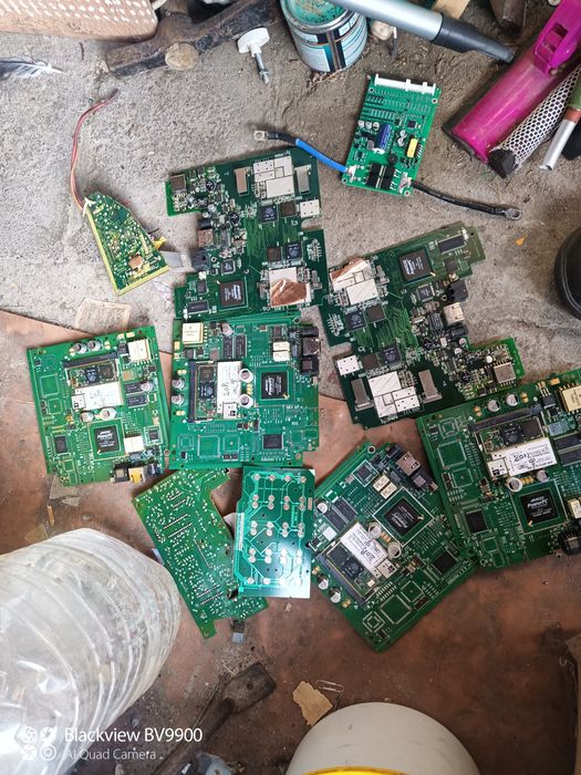 Лом  с платами  на вес.