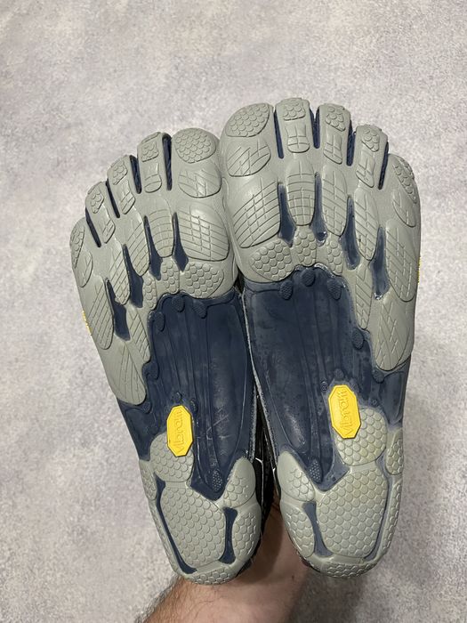 Vibram Fivefingers 5 пальців  кросівки трекінгові