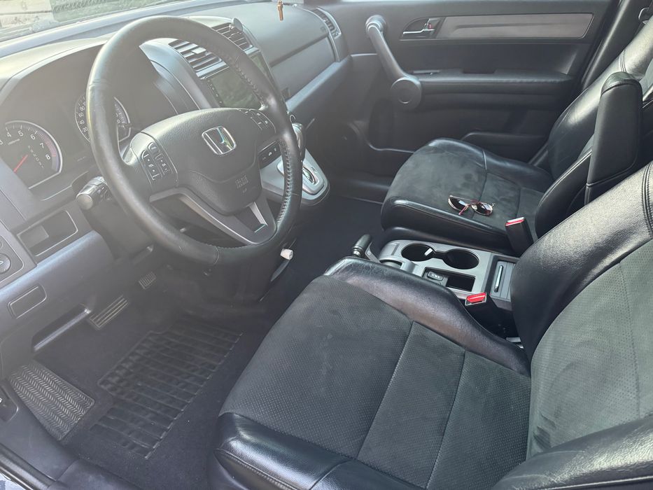 Продам Honda CR-V