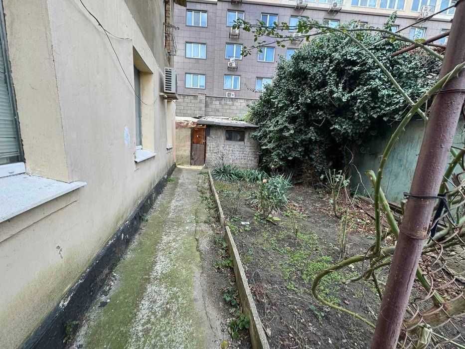 2 комн -40 метров. Центр. Ремонт. Мебель. 1/2 эт. 3-й Бассейный пер.