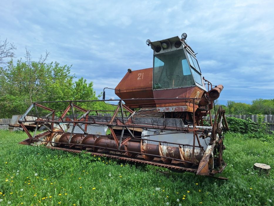 Продам   Ніва СК5М Комбайн
